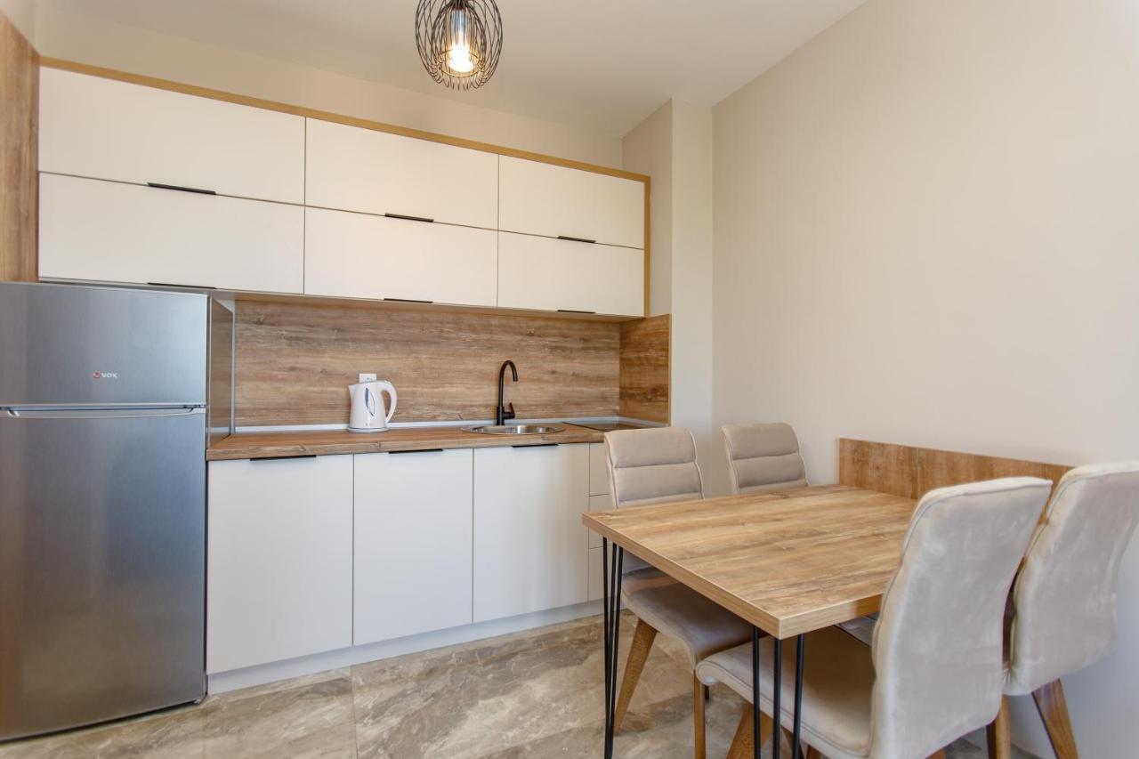 Posejdon Lux Apartman Utjeha Kültér fotó